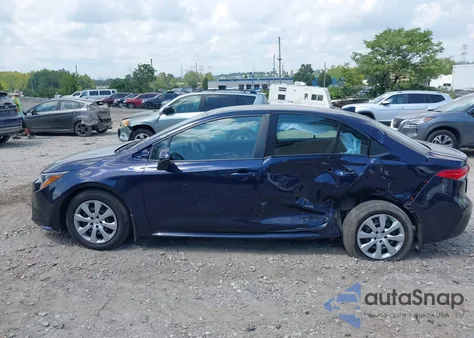 2022 Toyota Corolla Le z USA, uszkodzony, nr VIN 5YFEPMAE1NP336983